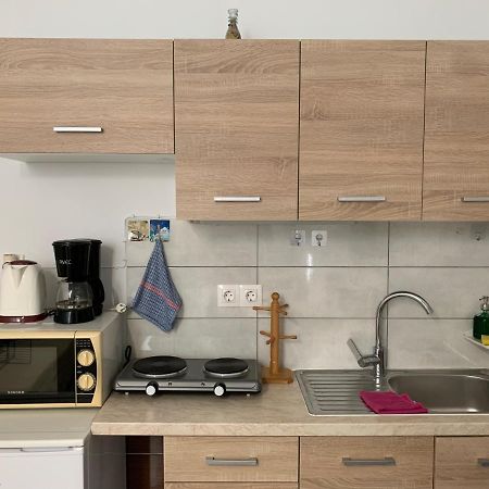 Holodek Apartments Ground & Semibasement アテネ エクステリア 写真